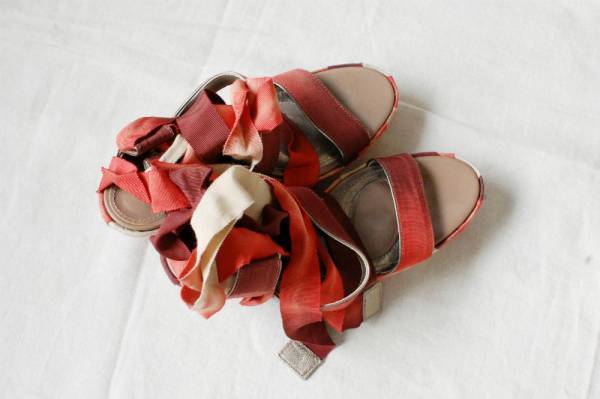 ベーシックな長袖Tシャツ、大人には「ややゆったりめ」がおすすめ