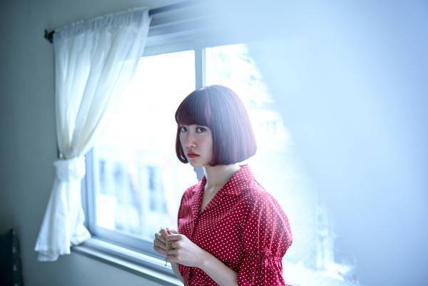 自分の「嫌だ」を大事にする。「LEBECCA boutique」赤澤えるが考える自分らしい装い