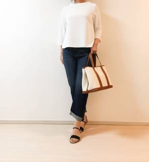 UNIQLOドレープTブラウスが優秀。上品なデザインで秋冬まで活躍します