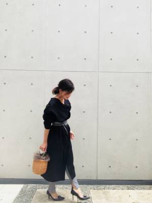 GUのグレーレギンスがおすすめ。１枚あれば旬の足元になります