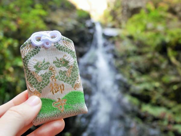 巫女が教える「御守り」の役割！　取り扱い方法・持ち歩き方のお話