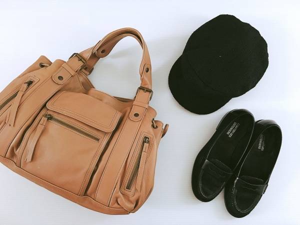 ZARAの白スキニーが優秀。ベージュアイテムも馴染みます