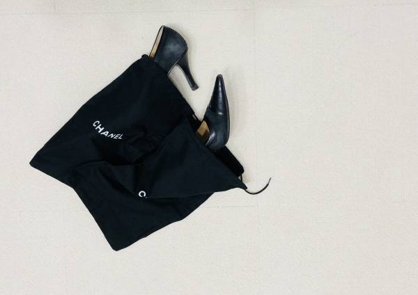 UNIQLOのポインテッドフラットシューズが優秀。スエード素材が上品です