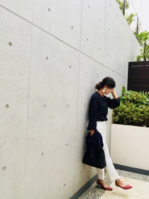 UNIQLOのポインテッドフラットシューズが優秀。スエード素材が上品です