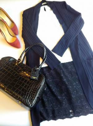 カラフルな色を楽しんで。カーディガンの奥深き魅力