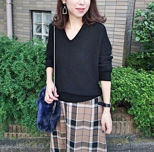 UNIQLOの３Dコクーンシルエットセーターが優秀。１枚で美シルエットに