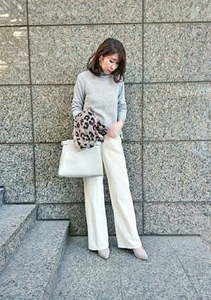 今冬人気のコーデュロイ。ほっこりならずに大人っぽく着るコツ