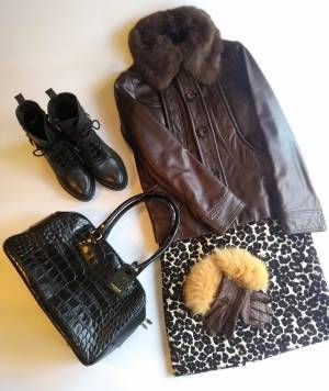 小物使いが大人っぽい。ファーアイテムの粋な取り入れ方