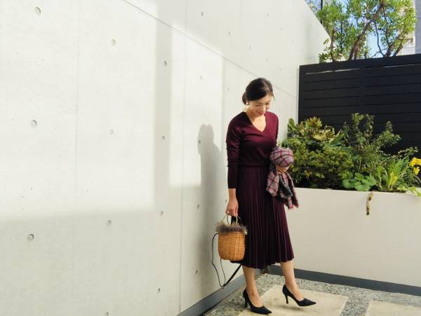 上下UNIQLOで作る「ワンピース風コーデ」が品良く、楽ちんです