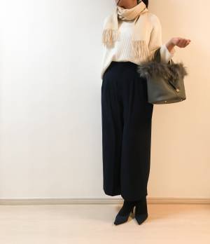 UNIQLOドレープワイドパンツが優秀。脚長＆細見えが両方叶います