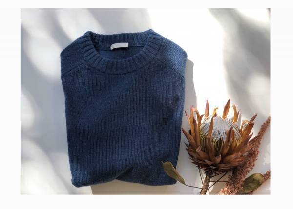 GUメンズアイテムが狙い目！　ラムブレンドセーターを大人上品に