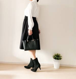 GU「ボウタイブラウス」が優秀！　1490円できれいめコーデ