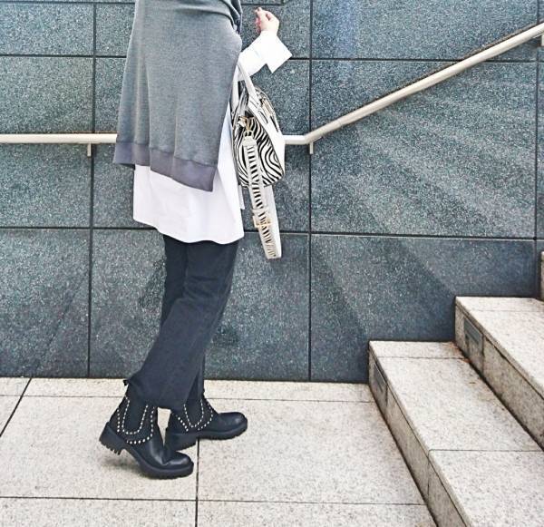 ZARAのスタッズブーツは今冬の大本命！　スカートにもパンツにもOK