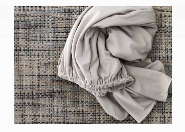 冬のおしゃれにマスト！　美シルエットを保つための静電気対策