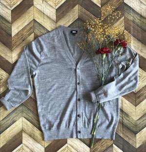 UNIQLOのメンズカーディガンを女性らしく！　目指すは「脱・普通」