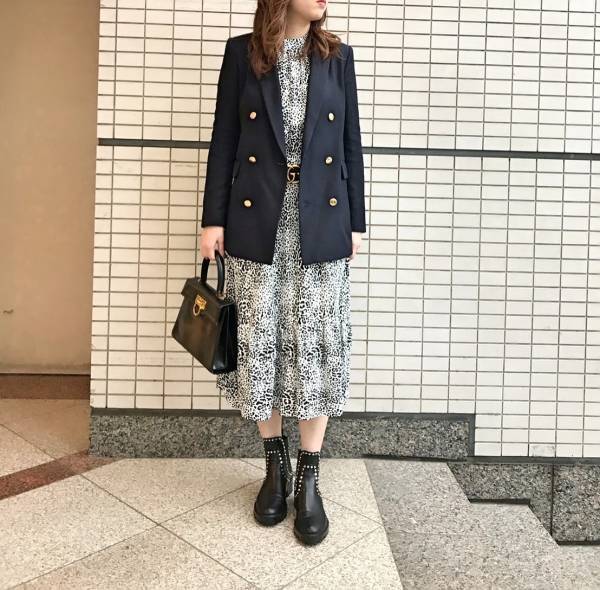 ZARAのワンピースが最強！　小物を変えて何通りにも着回せます