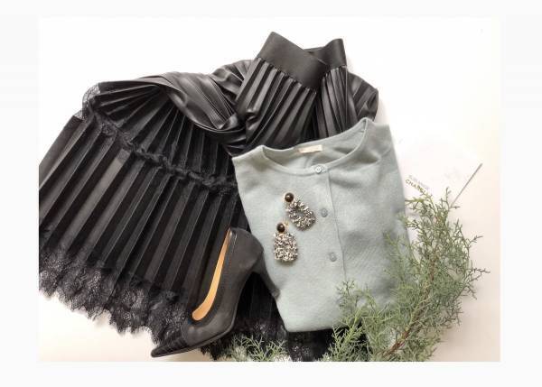 GUソフトリッチカーディガンで華やかに垢抜け！　真冬のきれい色が旬