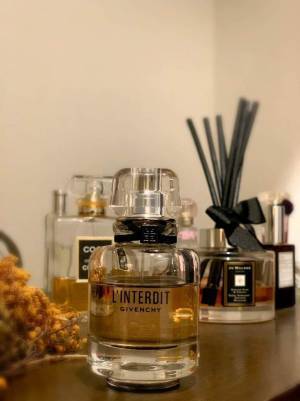 愛する人と共有する大好きな香り、L’INTERDIT