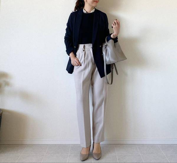 無印良品の上質クルーネックセーターが買い！　シルク混で2990円、お手入れ簡単