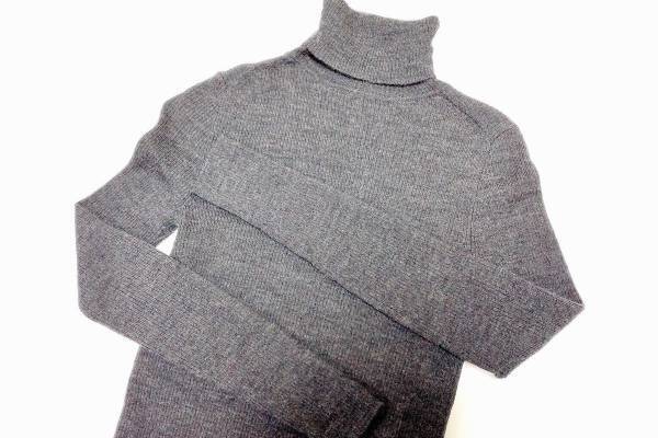 UNIQLOリブタートルネックセーターは着回し力最強！　オンオフコーデ４選