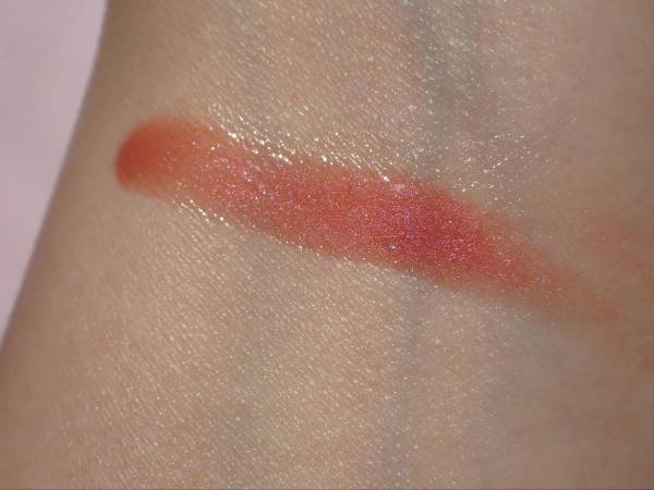 海外コスメ「Charlotte Tilbury」溺愛アイテム５選。ヘルシーなゴージャス感が叶う