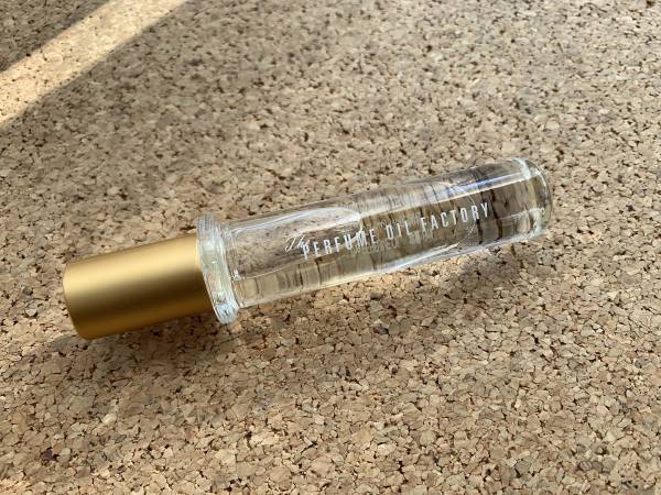 香水で、意志を纏う。金木犀が香る「The PERFUME OIL FACTORY 」No.10