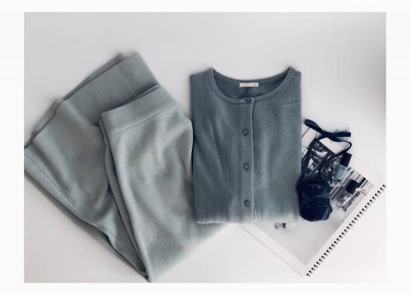 上下GUをもっとオシャレに！　ワントーンコーデの着まわし５選