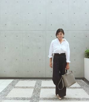 シャツの袖のまくり方、裾イン方法。こなれ感を出す簡単なコツ