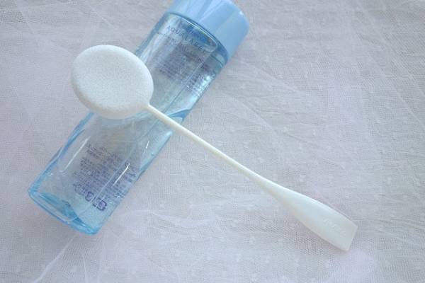 背中ケアはプチプラ化粧水でOK。美背中に整います