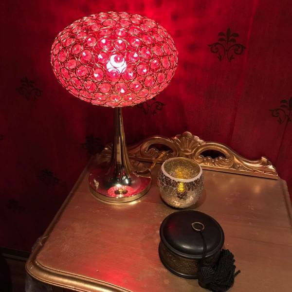 ワックス脱毛で背中ケア。夏にパーフェクトな背中を手に入れる