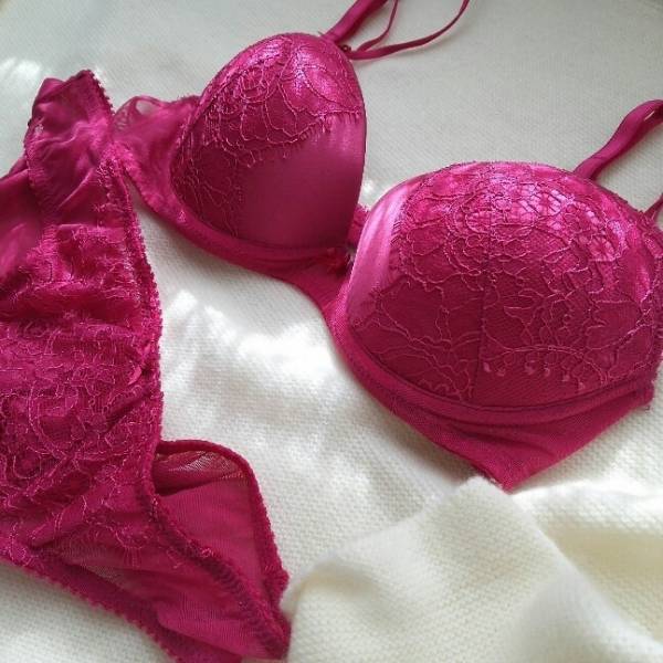 美しいランジェリーと出会って、わたしは自由になった