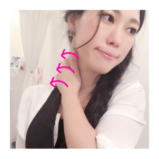 老けて見える二重顎 スッキリ小顔なフェイスラインにする方法まとめ ウーマンエキサイト