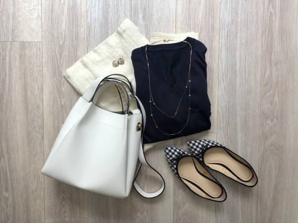 UNIQLOパックTシャツが上品見え。大人っぽく見せられます