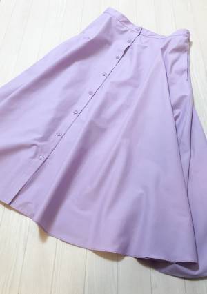 華奢見えを叶えるサーキュラースカート、UNIQLOの新作が買いです！