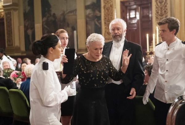 映画『天才作家の妻ー40年目の真実ー』感想。ノーベル賞の栄光に隠された愛と嘘とは