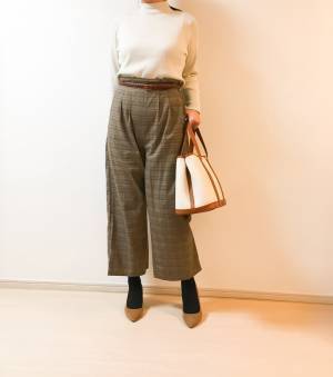 UNIQLOハイネックニットが上品見え！　1290円なんて信じられない