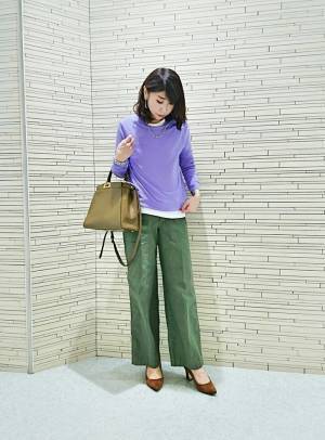 パープルが買い！　UNIQLO最愛ニットは春まで着られる