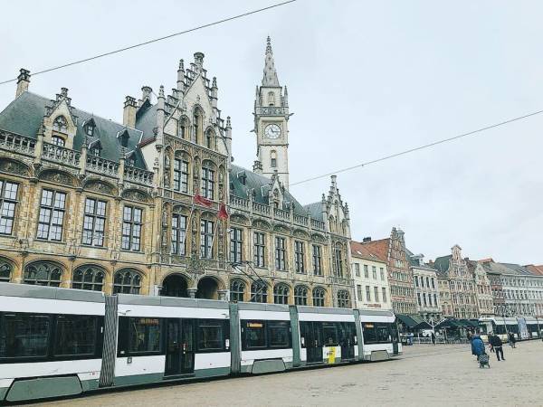 冬セールで「チェック柄スカート」があれば迷わず買いたい理由