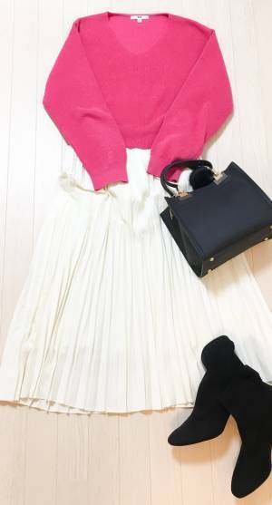 UNIQLOの新作カシミヤニットが上品見え！　2990円には見えません