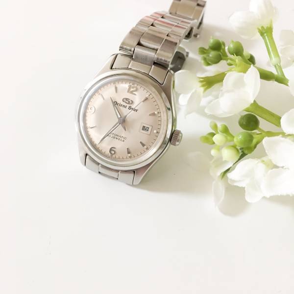 私が一生付き合いたい時計、オリエントスター。シンプルだからどんな服にも合う