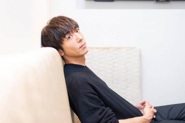 【高橋一生×川口春奈】心のドアを開け放して築かれた、ふたりの関係