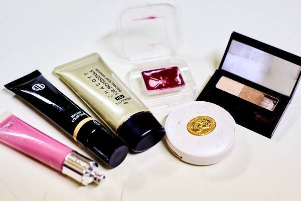 試行錯誤しながら自分に合うメイクを知ると、揺るぎない自信につながる【はらちゃん×劇団雌猫】