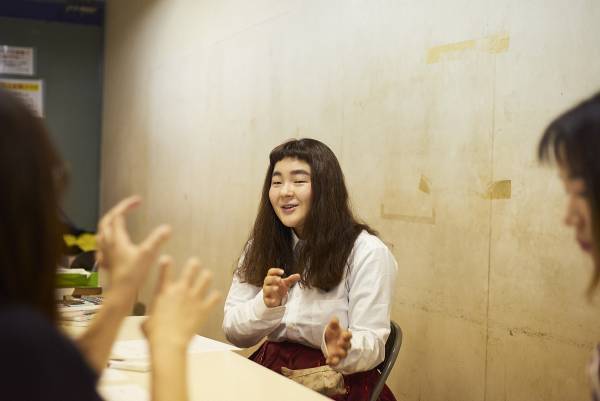 試行錯誤しながら自分に合うメイクを知ると、揺るぎない自信につながる【はらちゃん×劇団雌猫】