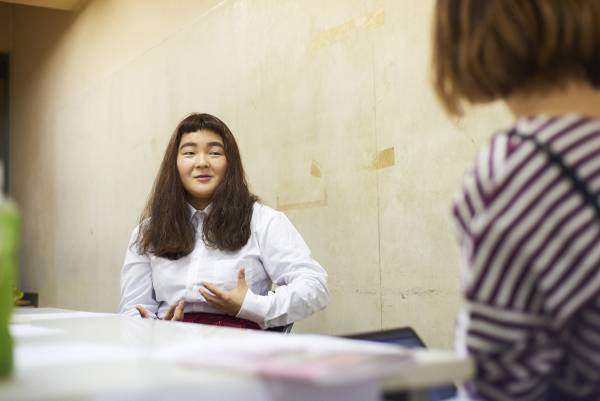 試行錯誤しながら自分に合うメイクを知ると、揺るぎない自信につながる【はらちゃん×劇団雌猫】