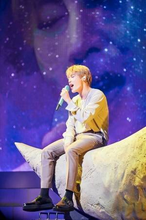 ハ・ソンウン初のソロファンミ詳細レポート。「今日、最高に幸せにするから」宣言通りのスペシャルな時間に