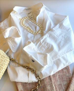 大人のピンクは難しくない。甘くならない春コーデ