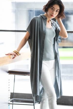 UNIQLOの新作ブラトップが上品見え。1990円なんて信じられない