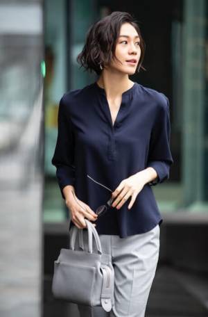 オールUNIQLOで叶える、ネイビー×グレーの大人上品コーデ