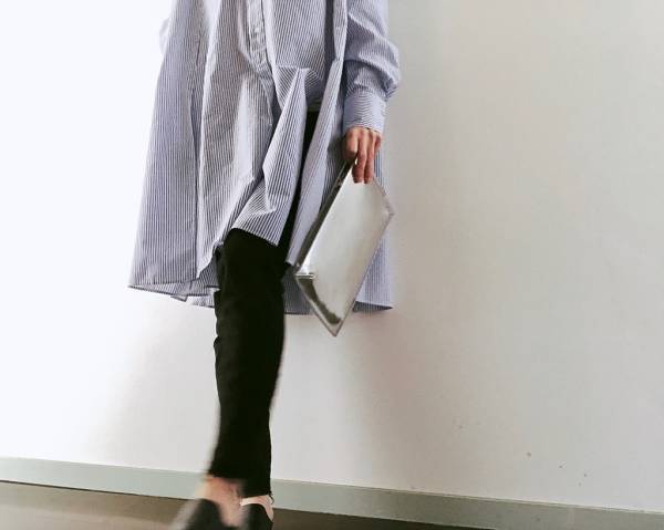 ZARAのストライプ柄ロングシャツが今旬モードに大活躍