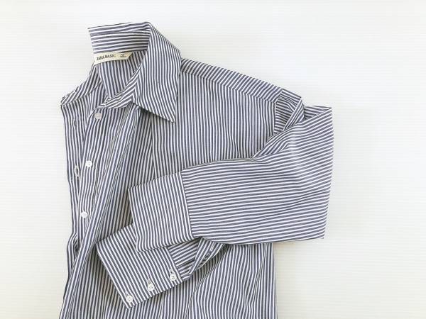 ZARAのストライプ柄ロングシャツが今旬モードに大活躍